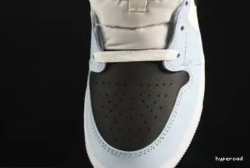 Hyperoad Jordan Blue Ice 1 Mid 0517